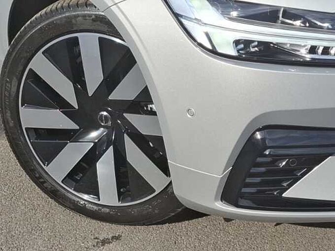 Volvo V90 Plus, T6 AWD Plug-in hybrid, Electric/Petrol, Dark
