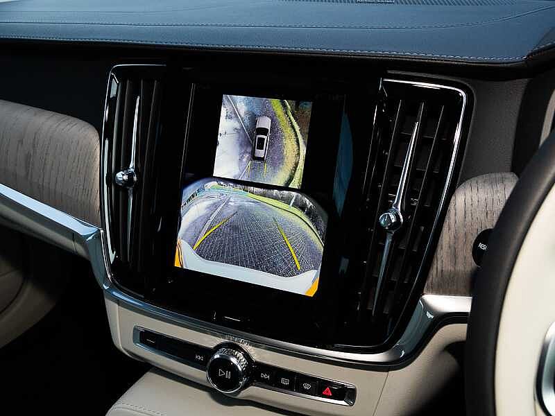 Volvo V90 Plus, T6 AWD Plug-in hybrid, Electric/Petrol, Dark