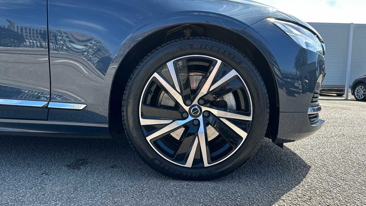 Volvo S90 Recharge Plus, T8 AWD plug-in hybrid, Electric/Petrol, Bright