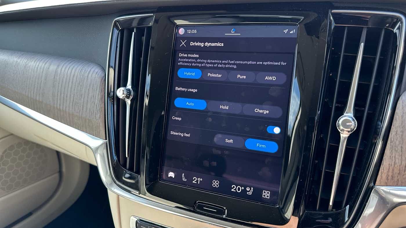 Volvo S90 Recharge Plus, T8 AWD plug-in hybrid, Electric/Petrol, Bright
