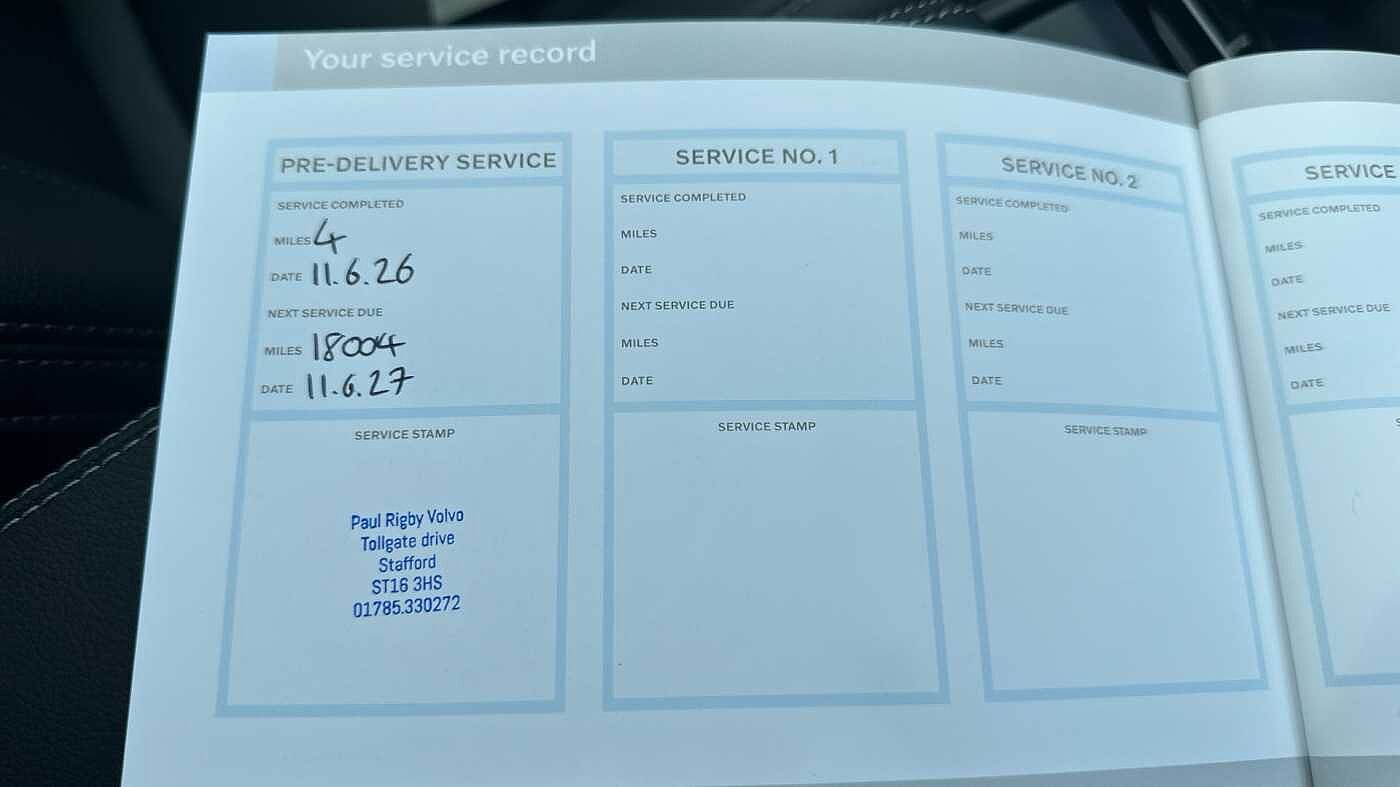 Volvo XC40 Ultra, B3 Mild hybrid, Petrol, Dark