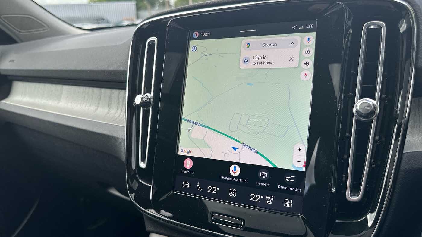 Volvo XC40 Ultra, B3 Mild hybrid, Petrol, Dark