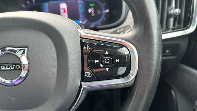 Volvo S90 Recharge Inscription, T8 AWD plug-in hybrid