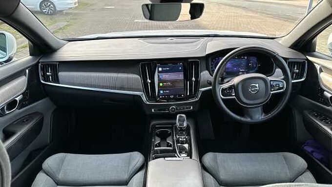 Volvo S90 Recharge Inscription, T8 AWD plug-in hybrid
