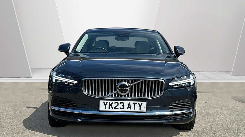 Volvo S90 Recharge Plus, T8 AWD plug-in hybrid, Electric/Petrol, Bright