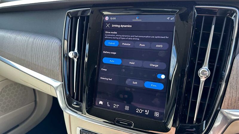 Volvo S90 Recharge Plus, T8 AWD plug-in hybrid, Electric/Petrol, Bright